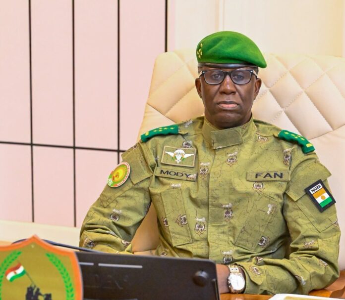 Junta militar de Níger confirma intento de golpe de Estado