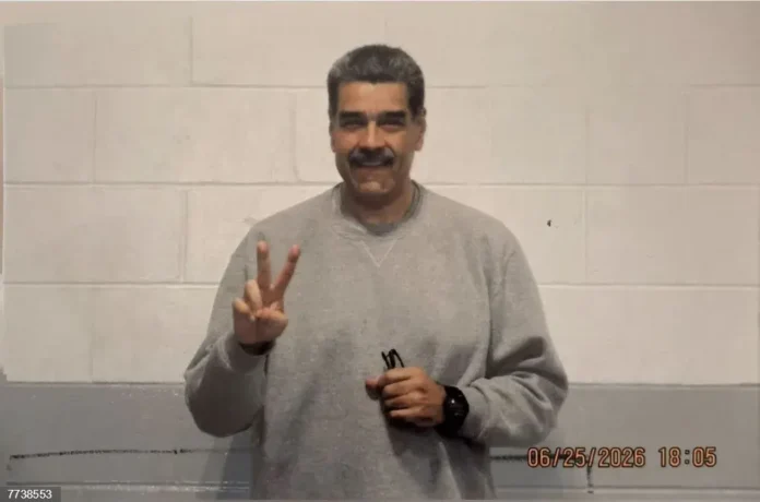 Nicolás Maduro aparece en nuevas imágenes durante su encierro en Estados Unidos