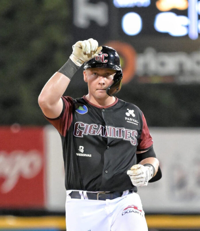 Los Gigantes del Cibao anuncian el regreso del inicialista importado Jake Holton