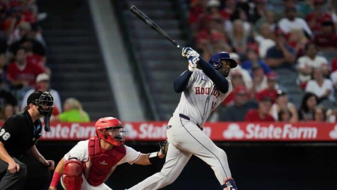 Yordan Álvarez ganaría Triple Corona, más el OPS