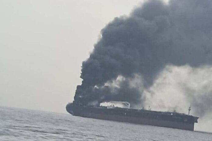 Irán responde a EE. UU. y ataca seis barcos en Ormuz