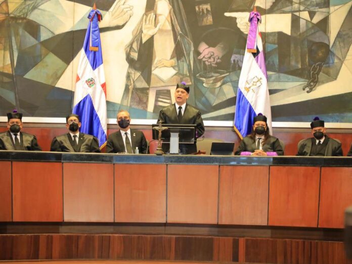 Suprema Corte frena nuevo intento de Adán Cáceres y mantiene abierto proceso por corrupción