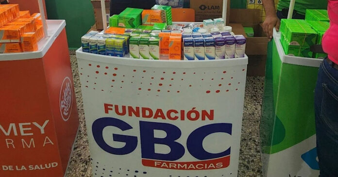 Raymond Rodríguez y Fundación GBC realizan operativo médico integral en Arroyo Hondo