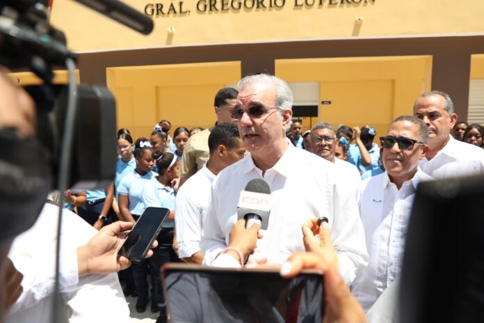 Abinader pide llegar «hasta las últimas consecuencias» en caso Senasa