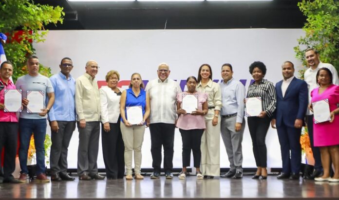 Promipyme entrega RD$180 millones en créditos a 900 emprendedores de SDN