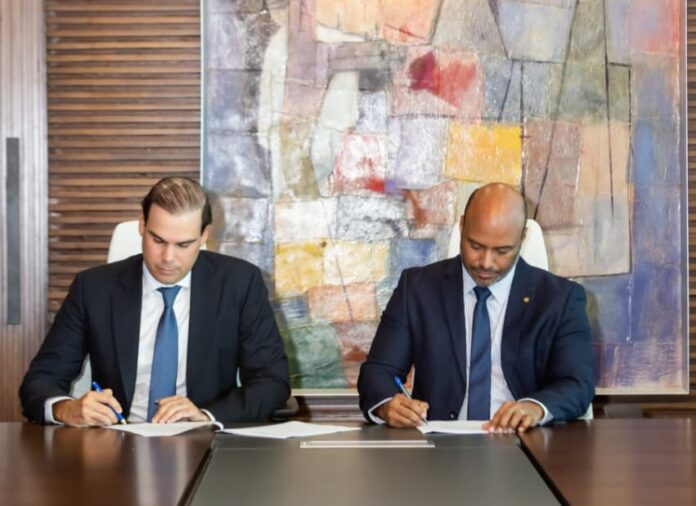 AFI Universal y Centurión pactan inversión de hasta RD$530 millones en logística