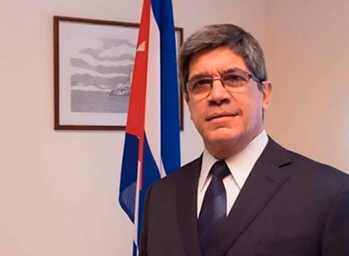Cuba dice que no hay avances en sus contactos con Estados Unidos