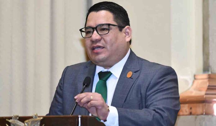 Bolivia pide pruebas a EEUU tras revocar visa a su fiscal Mariaca