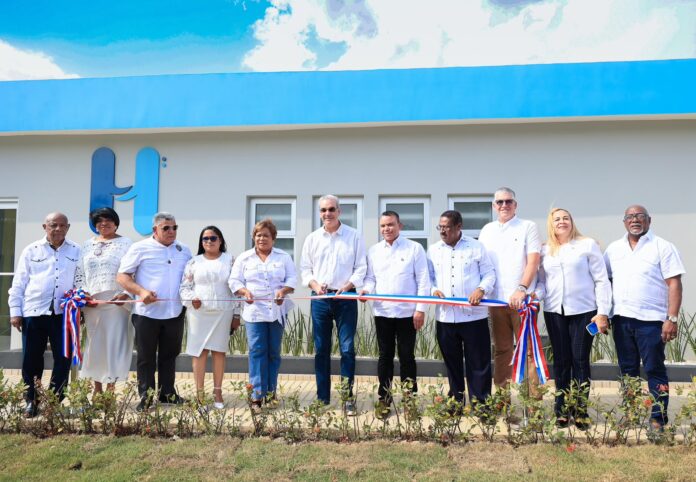 Abinader entrega hospital en Hacienda Estrella tras más de 20 años de espera