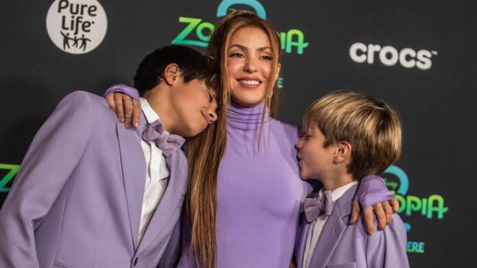 Shakira y Piqué discuten en un juzgado de Barcelona el régimen de visitas de sus hijos
