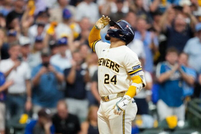 Cerveceros vencen a Dodgers y toman ventaja de 2-0 en la serie