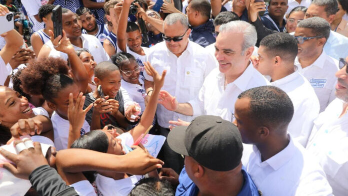 Abinader entregará apartamentos e inaugurará obras este fin de semana