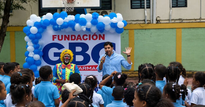 Fundación GBC reconoce a estudiantes destacados de la escuela Madame Germaine en El Millón
