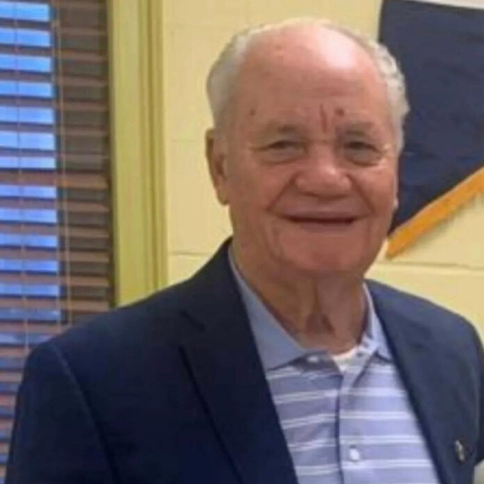 Muere el padre del presentador El Rubio Charlie