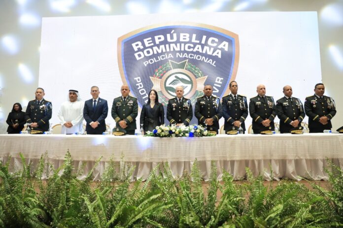 Policía Nacional reconoce a personalidades con la Orden del Mérito Policial 2026